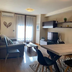 Apartamento Neret I, Sort